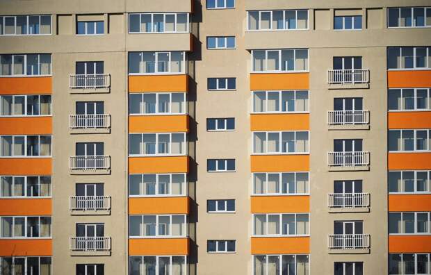 Россиян предупредили о штрафе за хранение мебели на балконе