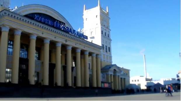 Харьковчане подхватили песенный флешмоб - ГородХ Харьковчане подхватили песенный флешмоб - ГородХ