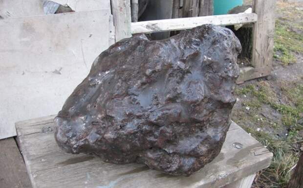 Возле Ростова найден метеорит весом 600 килограммов
