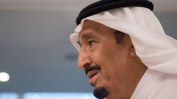 SPA: короля Саудовской Аравии положили в больницу с высокой температурой