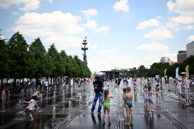 Вильфанд: лето в Москве начинается с открытия купального сезона