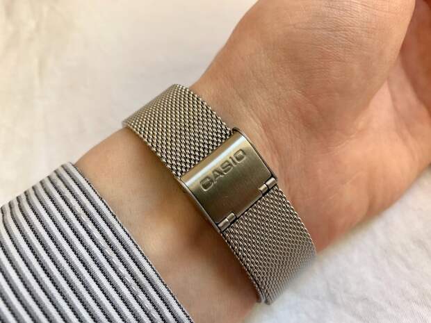 Самые тонкие электронные часы от Casio, всего 6 миллиметров! Обзор модели A700WEM