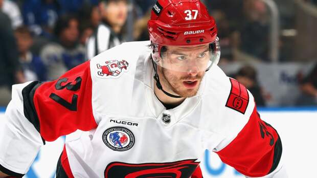 Оформивший хет-трик Свечников признан 1-й звездой матча «Нью-Джерси» — «Каролина»