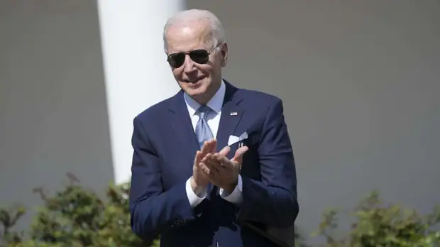 Переплюнул даже Картера: экс-министр США Перри рассказал о «великом фиаско Байдена»