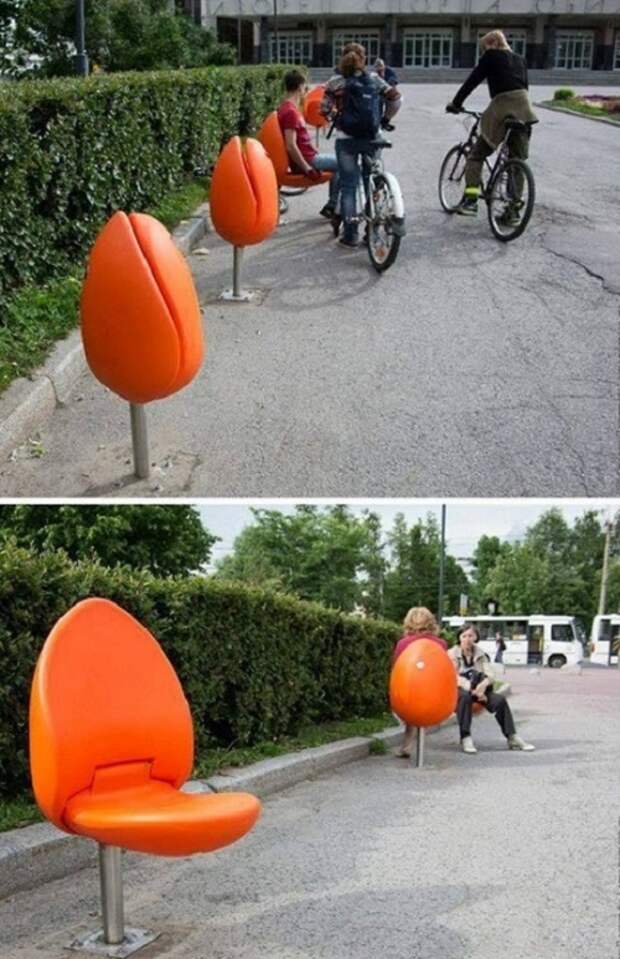 стулья на улице
