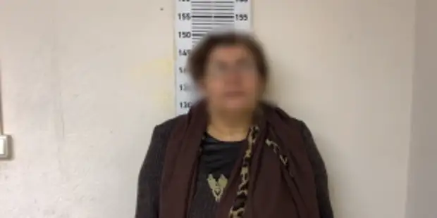 В Тюменской области полицейские задержали женщину, которая под предлогом снятия порчи похитила у пенсионерок денежные средства и золотые изделия