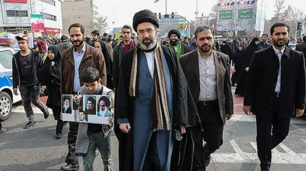 Новым духовным лидером Ирана стал сын Али Хаменеи