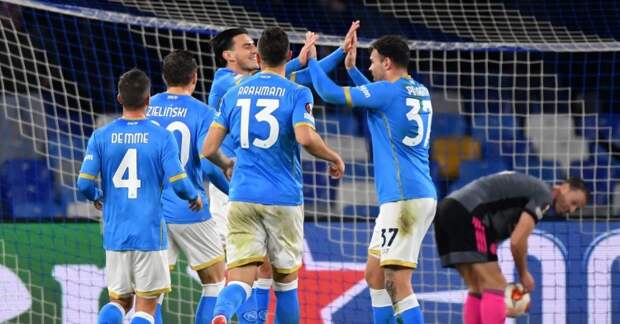 «Наполи» уничтожил «Сассуоло», «Верона» обыграла «Кальяри»