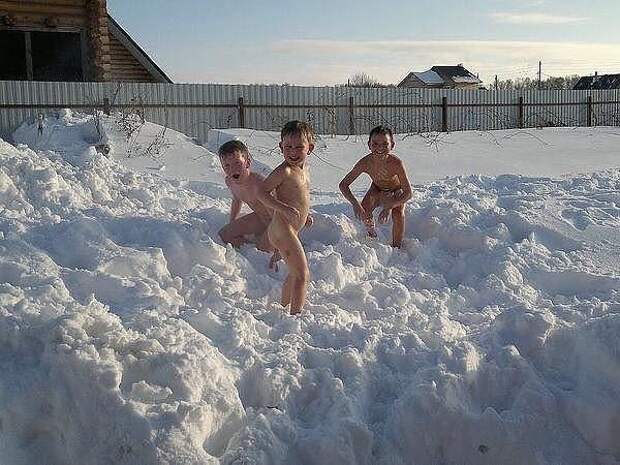 А из  баньки, да снова  в сугроб! весело, деревня, интересно, новый год, село, юмор