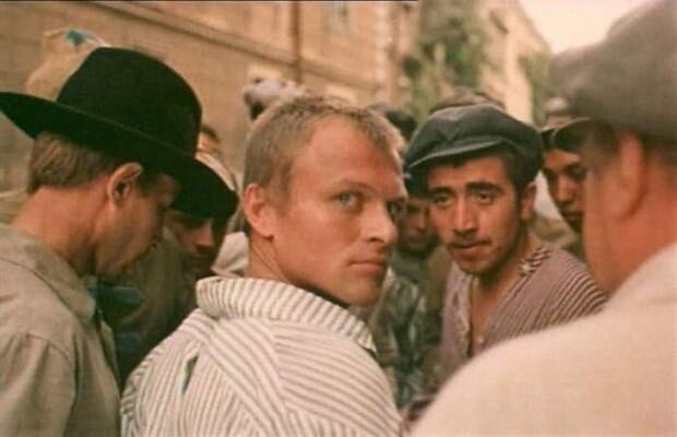 Кадр из фильма *Зеленый фургон*, 1983 | Фото: domkino.tv Кадр из фильма *Зеленый фургон*, 1983 | Фото: domkino.tv