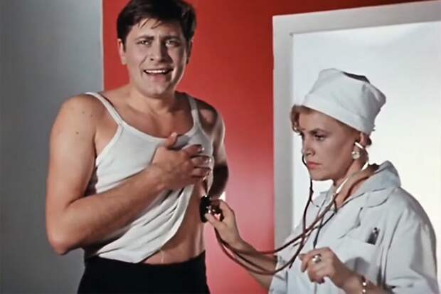 "СЕМЬ СТАРИКОВ И ОДНА ДЕВУШКА"