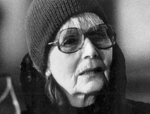 Почему звезда Голливуда Грета Гарбо ушла из кино и 50 лет не появлялась на публике
