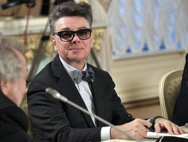 Вдова модельера Юдашкина задолжала налоговикам миллион рублей