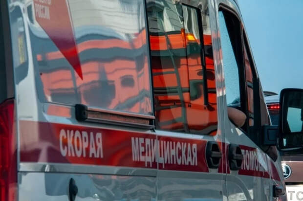 В запорожской Васильевке беспилотник атаковал машину скорой