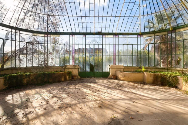 Фотография: Осколки старой Франции: заброшенные здания невероятной красоты №10 - BigPicture.ru