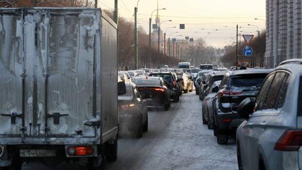 Публицист Голубь о закрытии набережной реки Карповки: петербуржцы воспринимают это как издевательство
