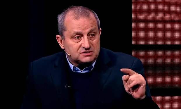 Кедми: Украина обрекает себя на обвал фронта, затягивая конфликт с РФ