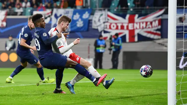 «РБ Лейпциг» разгромил «Тоттенхэм» и вышел в четвертьфинал ЛЧ