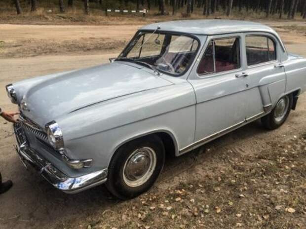 Прекрасно сохранившаяся ГАЗ-21 «Волга» 1962 года выпуска (20 фото) Прекрасно сохранившаяся ГАЗ-21 «Волга» 1962 года выпуска (20 фото)