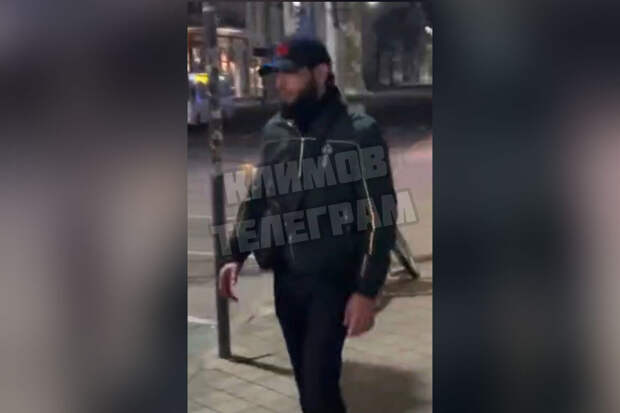 Мужчина избил двух девушек в центре Краснодара и стал фигурантом дела