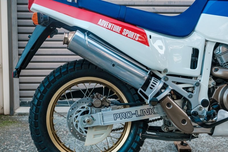 Honda Africa Twin  — капсула времени, которая 30 лет простояла в музее