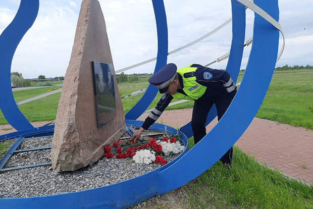 Память трагически погибших 25 мая 1973 года инспекторов ГИБДД почтили под Новосибирском