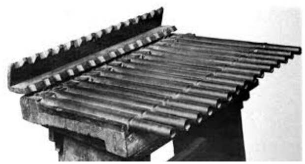 Французский орган - 15-ствольный орган первой половины XVII века в Нюрнбергском музее в 1900‑х годах. Стволы ковано-сварные, длиной 0,44 м и калибром 20 мм. Вес оружия 28,5 кг артиллерия, военное, интересное, история, необычное, пушки