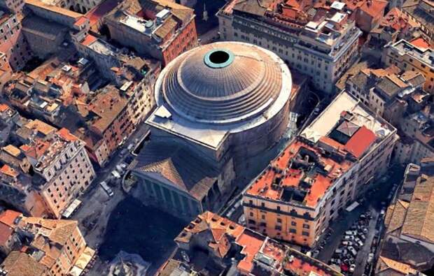 В римском Пантеоне нет ни одного окна, свет проникает через отверстие диаметром 6 м, созданном на вершине уникального купола. | Фото: putidorogi-nn.ru.
