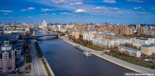 Депутат МГД Щитов: Расходы на соцподдержку в бюджете Москвы возросли на 6% / Фото: М.Денисов, mos.ru