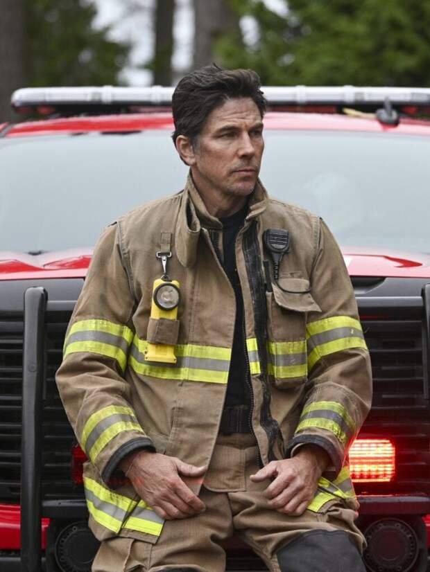 Michael Trucco as Luke Leone