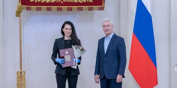 Собянин наградил спортсменов - чемпионов мира по пляжному футболу. Фото В. Новикова. Пресс-служба Мэра и Правительства Москвы