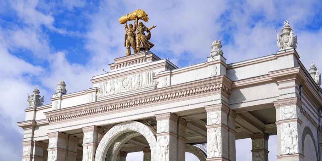 На ВДНХ 2 апреля откроется выставка передовых образцов белорусской и российской техники Фото: Е. Самарин mos.ru