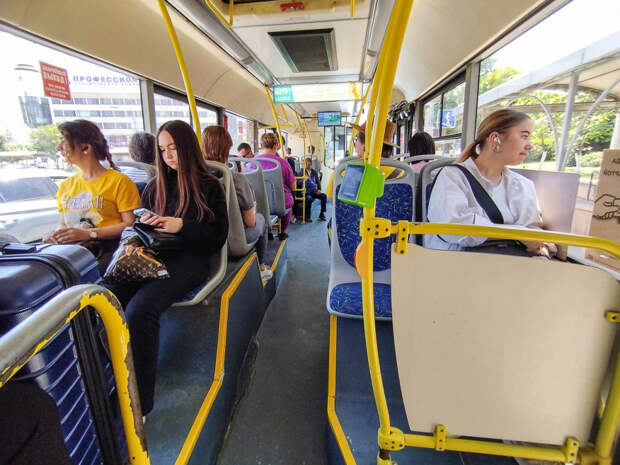 «Крымтроллейбус» переходит на безналичную оплату проезда: где купить транспортную карту