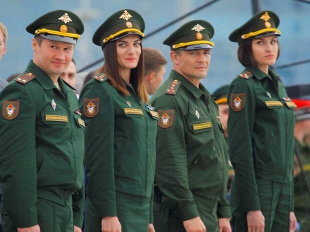 Исинбаева в армии не служила, но воинское звание получила