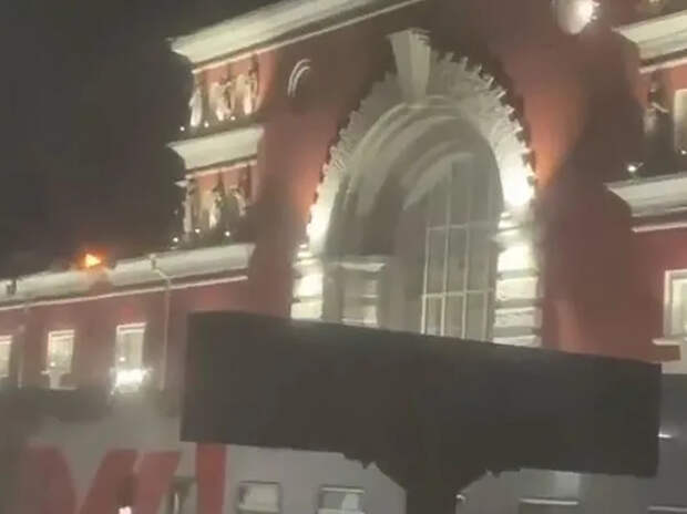 Здание вокзала в Курске атаковал БПЛА: есть раненые (ФОТО, ВИДЕО)
