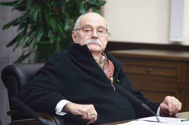 Михалков раскрыл судьбоносный для Ефремова диалог с Путиным