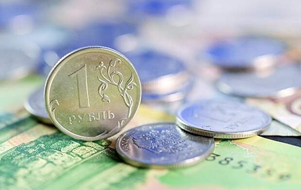 Доля рубля в расчетах за экспорт в Европу составила 49% в декабре