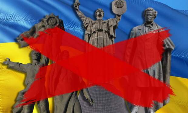 Сдали назад? В Киеве приостановили снос памятников и переименование станций метро и улиц 