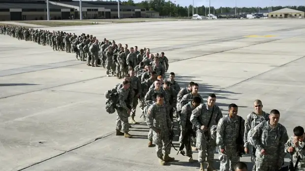 В Госдуме прокомментировали намерение Байдена направить войска в Восточную Европу