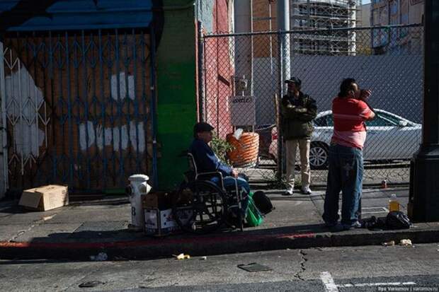 Почему в США так много бездомных (22 фото)