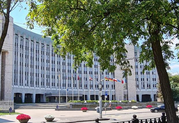 Бездіяльність міськради щодо незаконного будівництва у Дніпрі Бездіяльність міськради щодо незаконного будівництва у Дніпрі