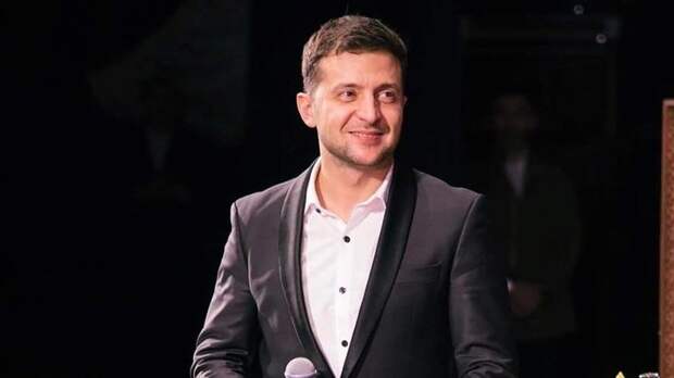 Зеленский отказался считать Украину обслуживающим персоналом политики США Зеленский отказался считать Украину обслуживающим персоналом политики США