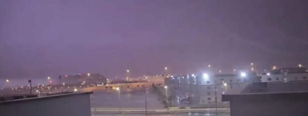 Видео: В Дохе прошла необычно сильная для Катара гроза