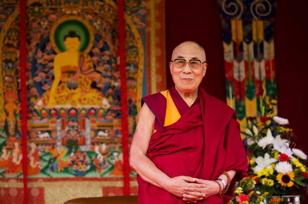 Далай-лама XIV в одном из разговоров с гостем Тибета признался, что об Агарти не знает, в отличие от великой таинственной Шамбалы