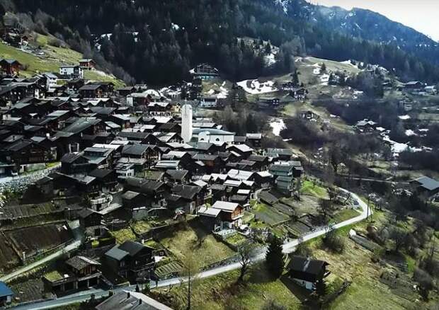 Швейцарская деревня готова поощрять новых жителей денежными грантами