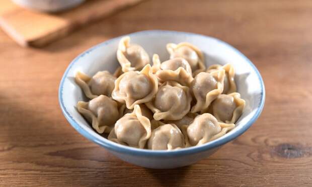 Врач предупредил, что ежедневное поедание пельменей грозит больницей