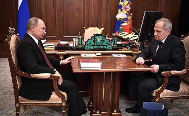 Владимир Путин и председатель КС РФ Валерий Зорькин