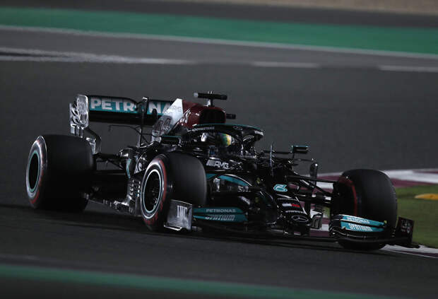 Льюис Хэмилтон привёз всем полсекунды в квалификации Гран При Катара