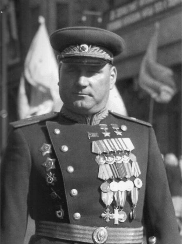 Иван Игнатьевич Якубовский СССР, война, история