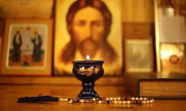 Благодатный огонь из храма Воскресения Христова в Иерусалиме привезут в Россию 23 апреля